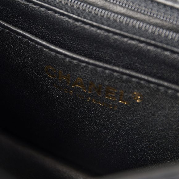 Chanel Black Crocodile Embossed Graffiti Reissue 2.55 224 Mini Flap Shoulder Bag - Picture 9 of 10